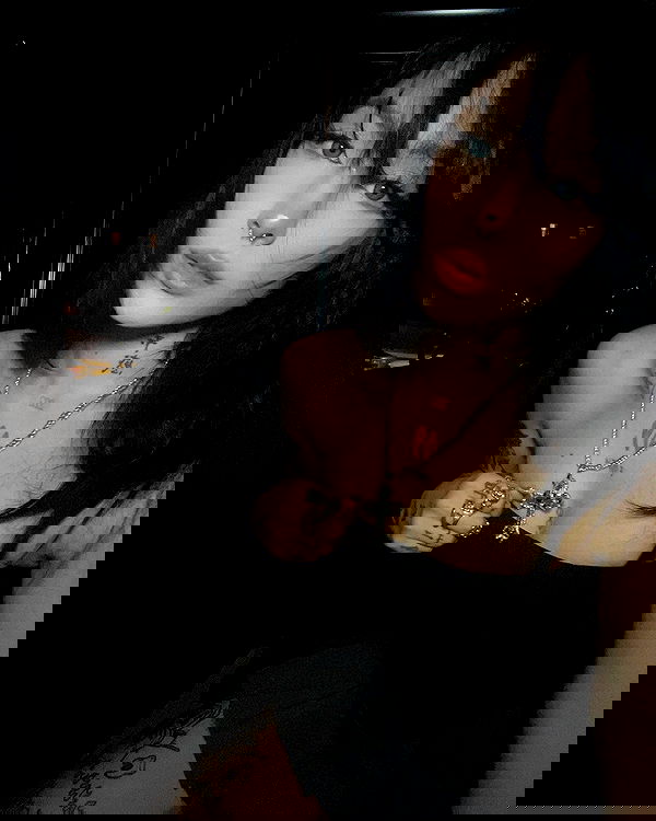 laurinchhhe image ~ Altpins