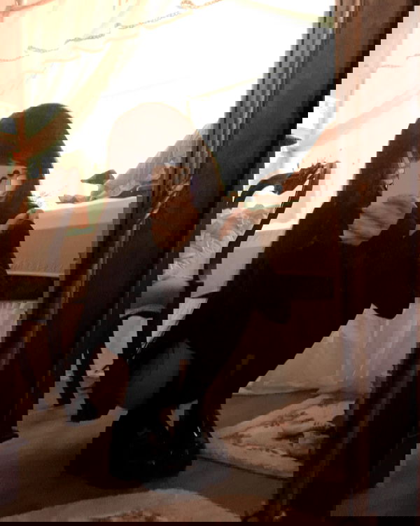 laurinchhhe image ~ Altpins