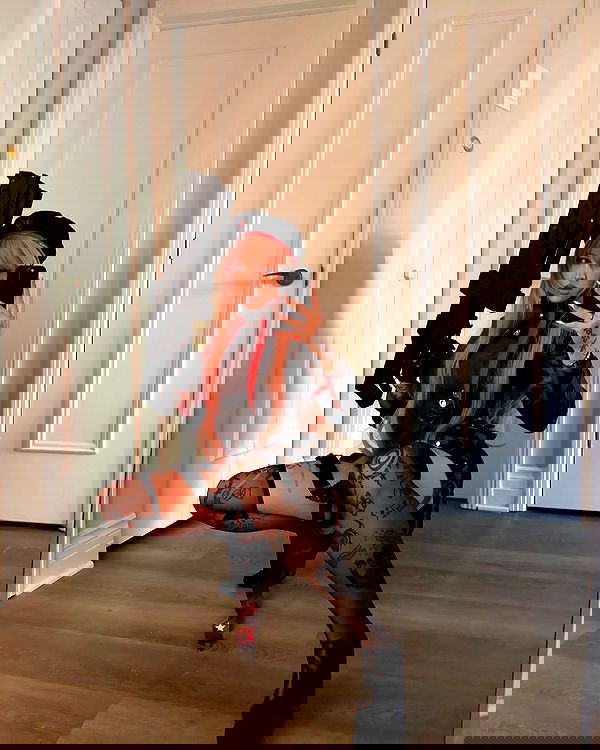 laurinchhhe image ~ Altpins