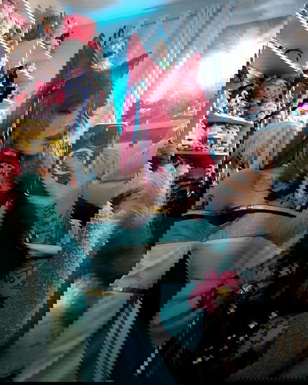 laurinchhhe image ~ Altpins