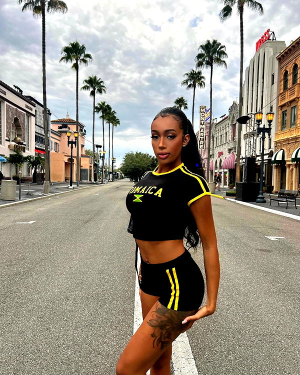 laurynluvena instagram image archive image