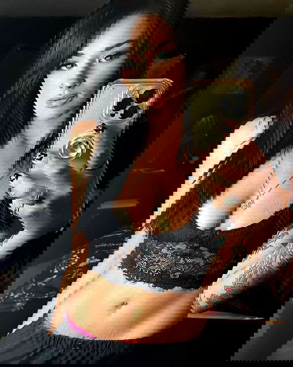 laylafleet1 laylafleet1 archive image