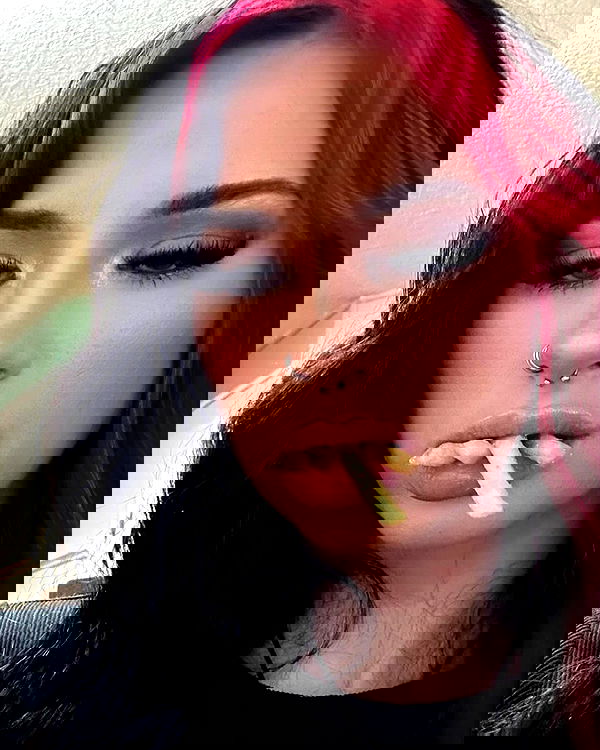 laylafleet1 laylafleet1 archive image