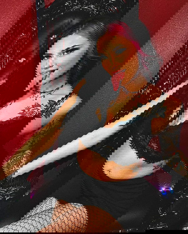 laylafleet1 laylafleet1 archive image