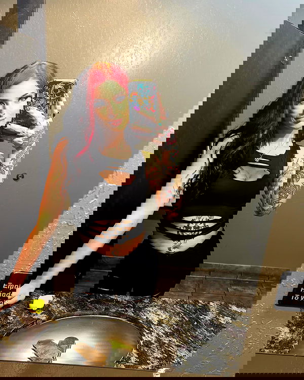 laylafleet1 laylafleet1 archive image