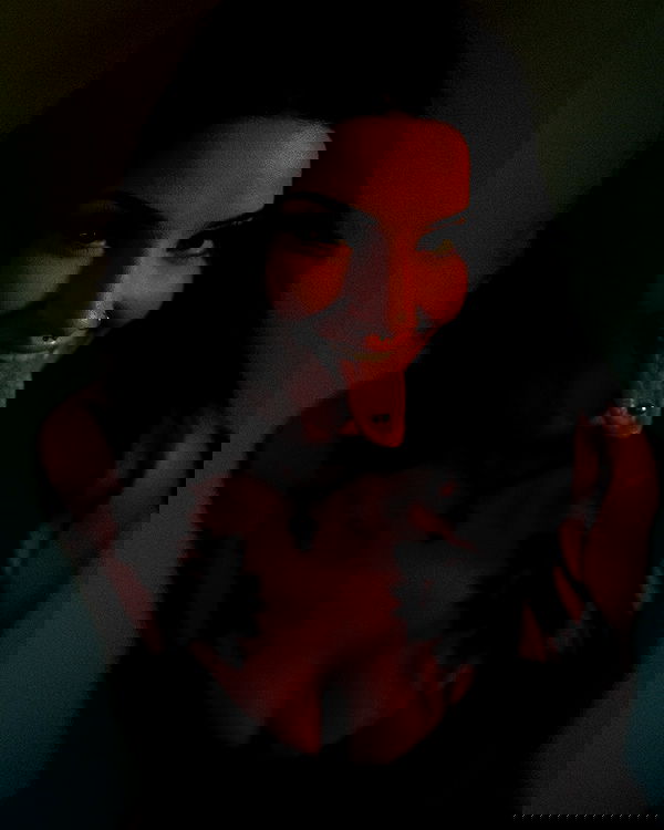 laylafleet1 laylafleet1 archive image