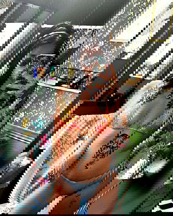 laylafleet1 laylafleet1 archive image