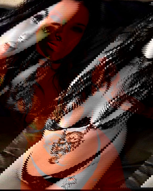 laylafleet1 laylafleet1 archive image