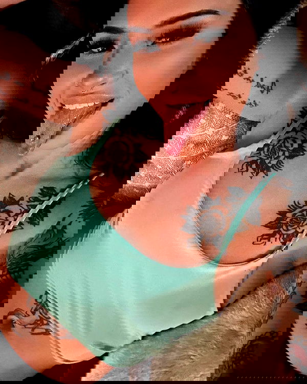 laylafleet1 laylafleet1 archive image