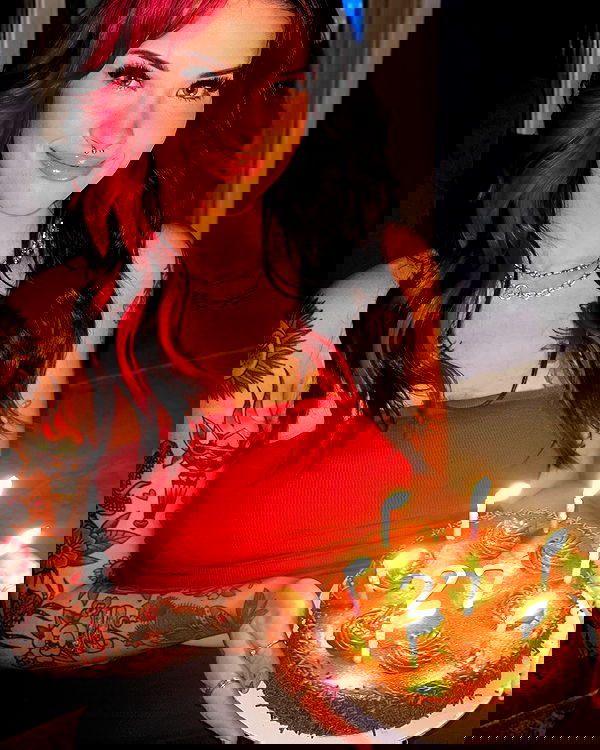 laylafleet1 laylafleet1 archive image