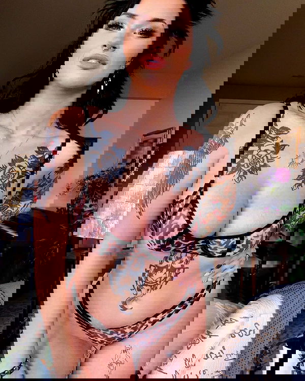 laylafleet1 laylafleet1 archive image