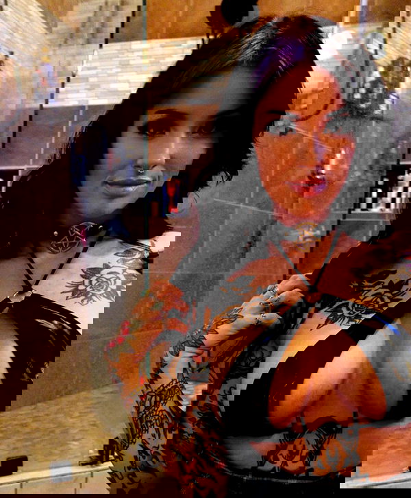 laylafleet1 laylafleet1 archive image