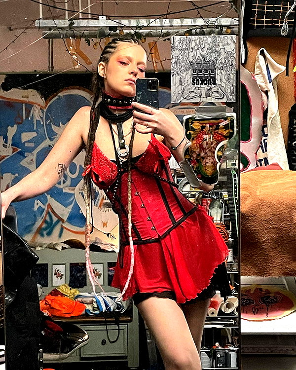 leefudesu instagram image archive image