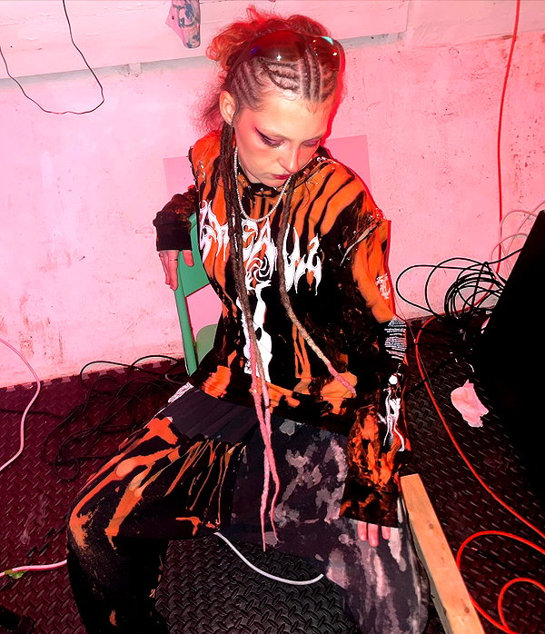 leefudesu instagram image archive image