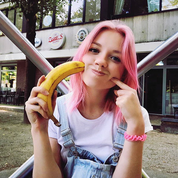 leyagornaya instagram image archive image