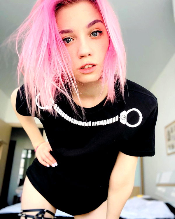 leyagornaya instagram image archive image