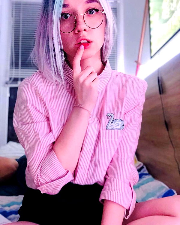 leyagornaya instagram image archive image