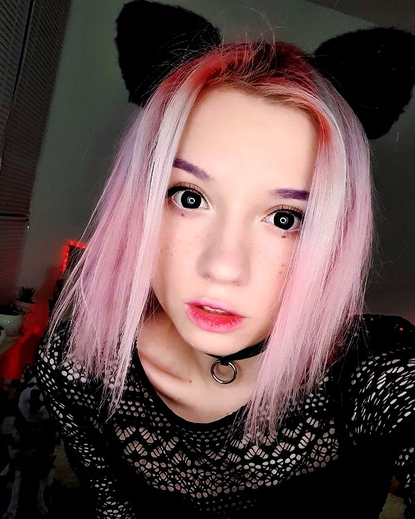 leyagornaya instagram image archive image