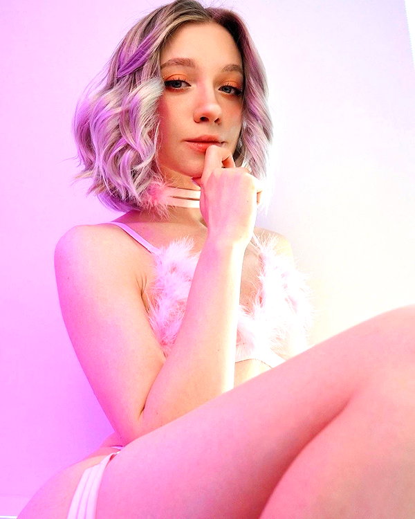 leyagornaya instagram image archive image