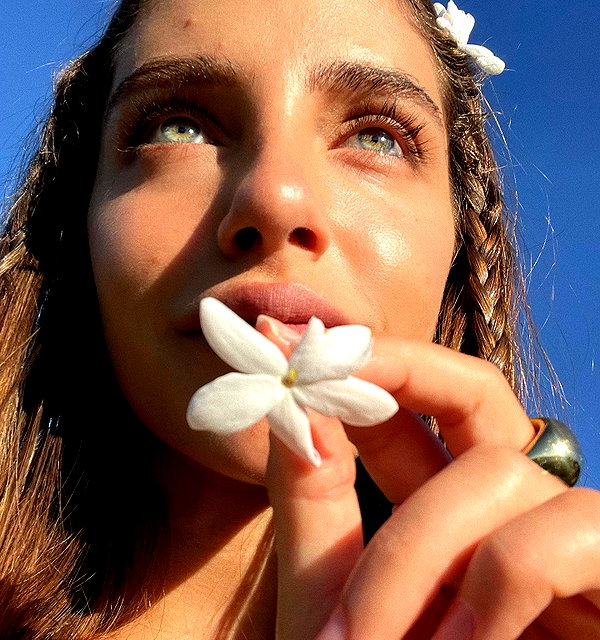 lianaayoun instagram image archive image
