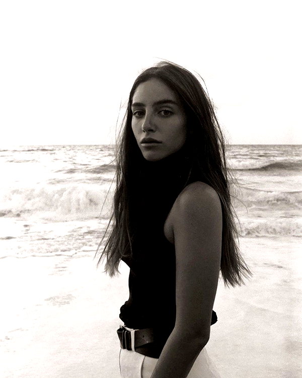 lianaayoun instagram image archive image