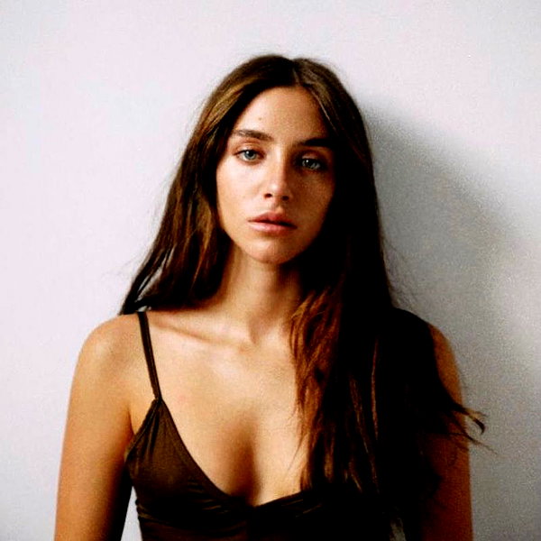 lianaayoun instagram image archive image