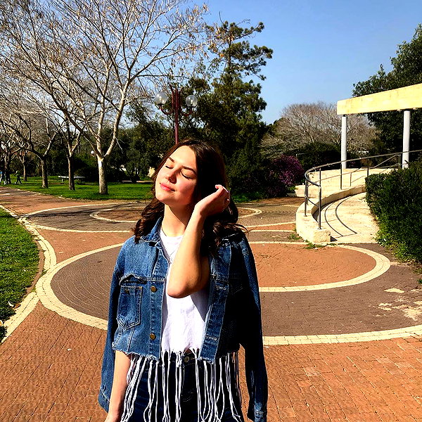 liar.lu instagram image archive image