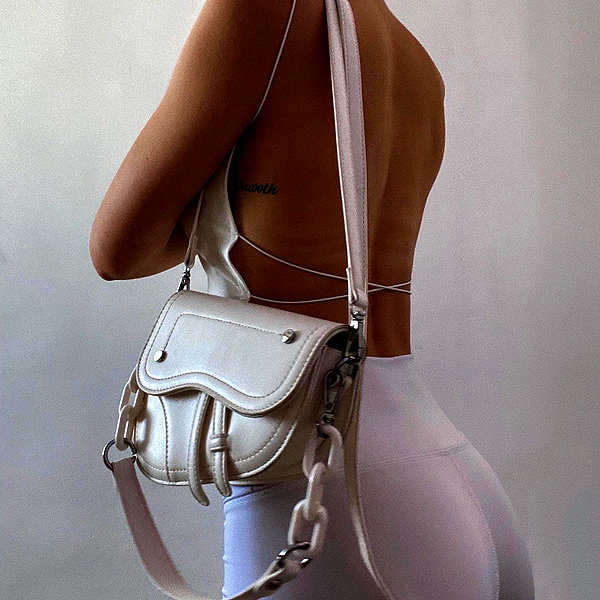 liar.lu instagram image archive image