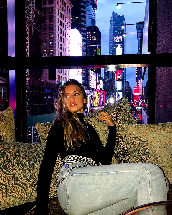 liazion instagram image archive image