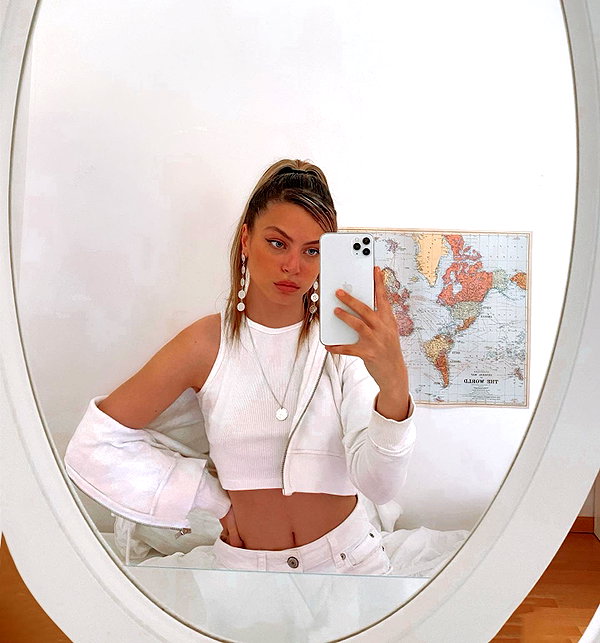 liazion instagram image archive image