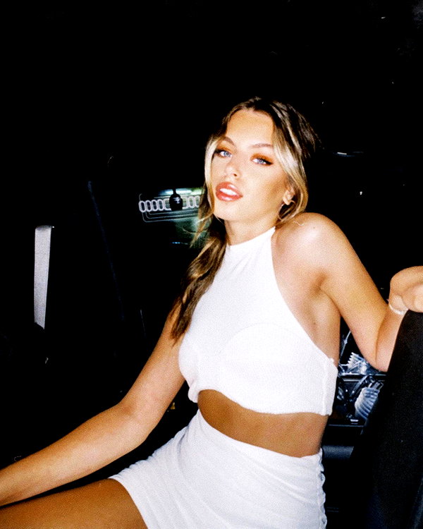 liazion instagram image archive image