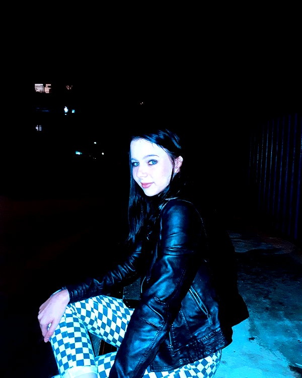 lihi.k_ instagram image archive image