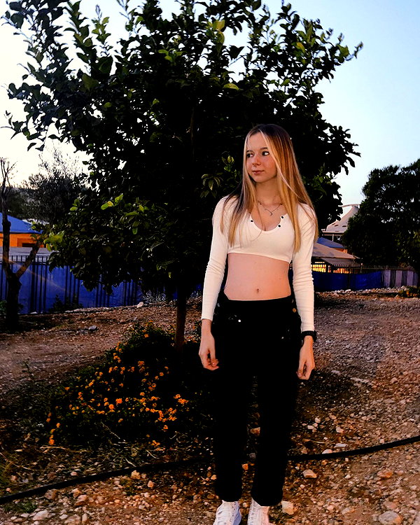 lihi.k_ instagram image archive image