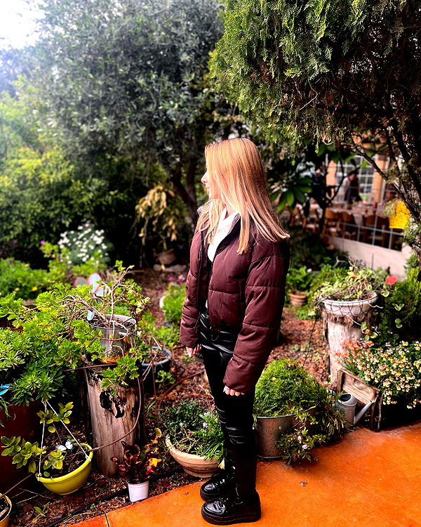 lihi.k_ instagram image archive image