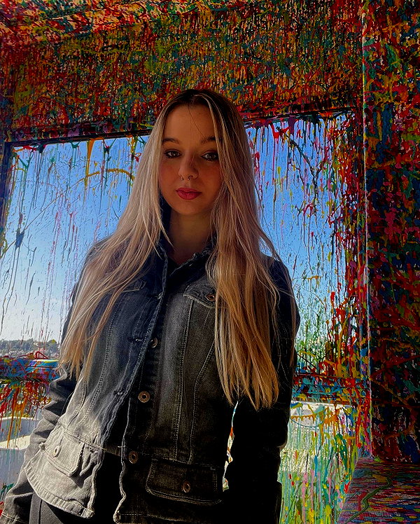 lihi.k_ instagram image archive image