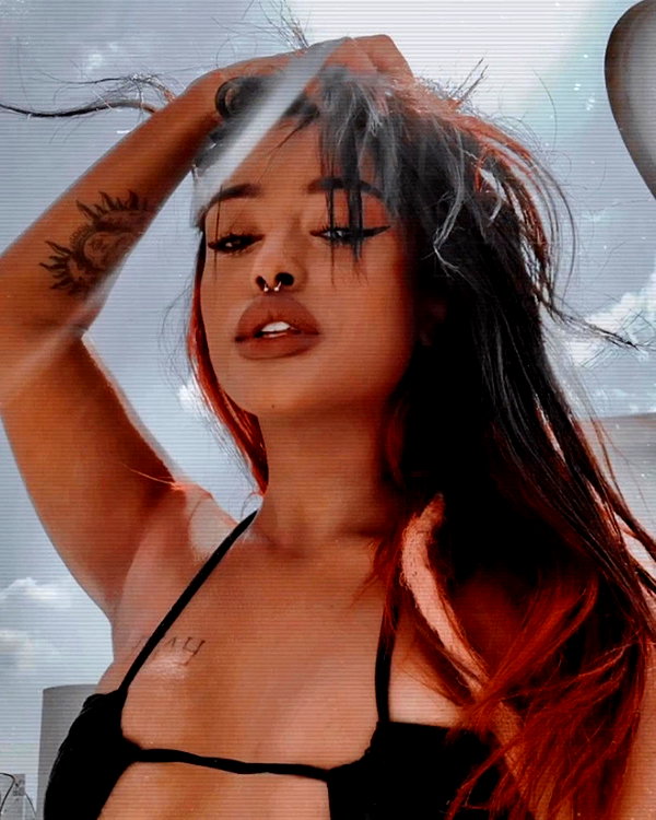 liiuuar instagram image archive image