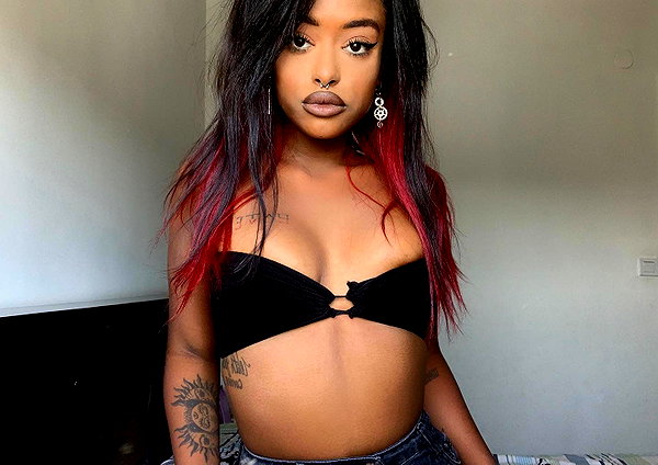 liiuuar instagram image archive image