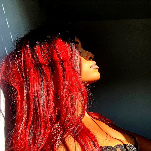 liiuuar instagram image archive image