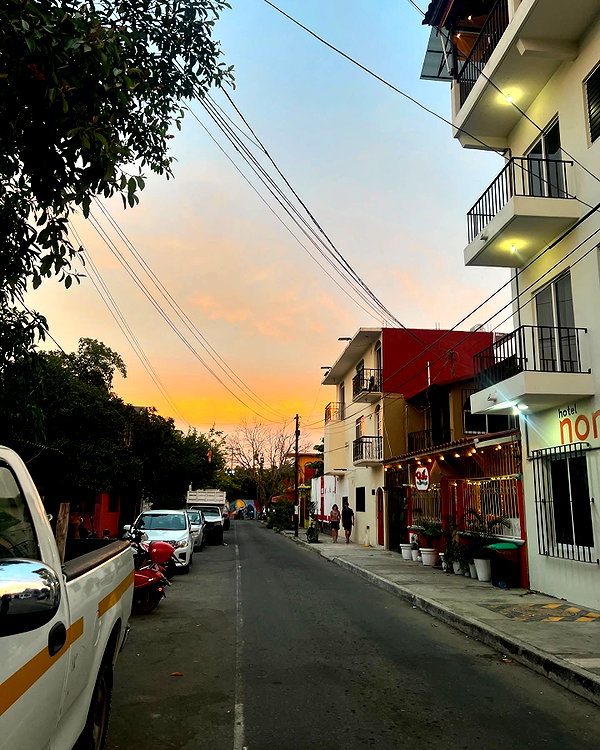 liiuuar instagram image archive image