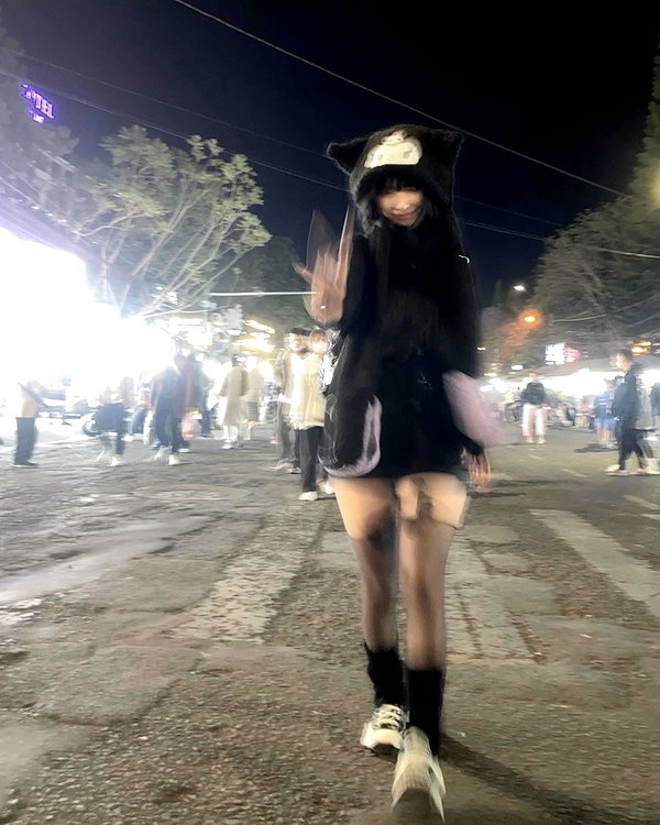 lil_kuro10 instagram image archive image