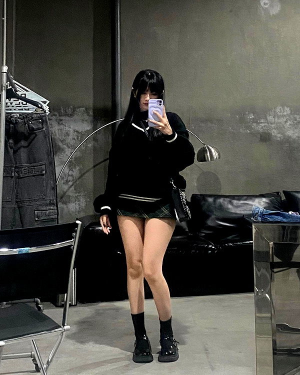 lil_kuro10 instagram image archive image