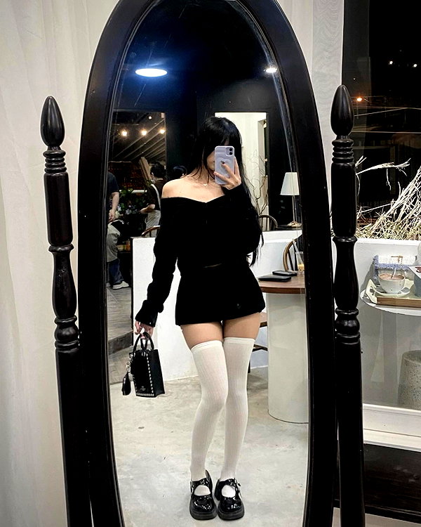 lil_kuro10 instagram image archive image