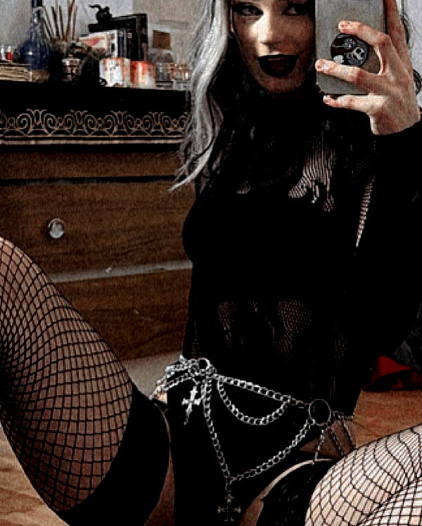 lilgothgirlx lilgothgirlx archive image