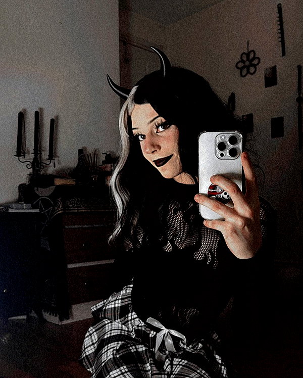 lilgothgirlx lilgothgirlx archive image