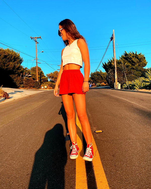 lillywestonn instagram image archive image