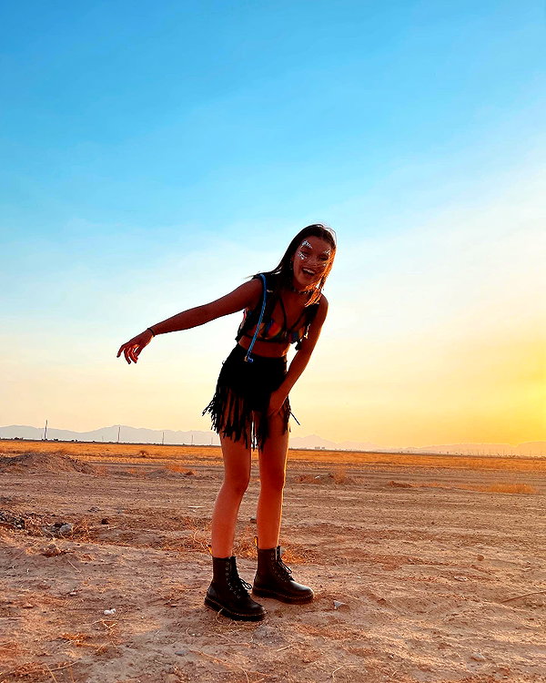 lillywestonn instagram image archive image