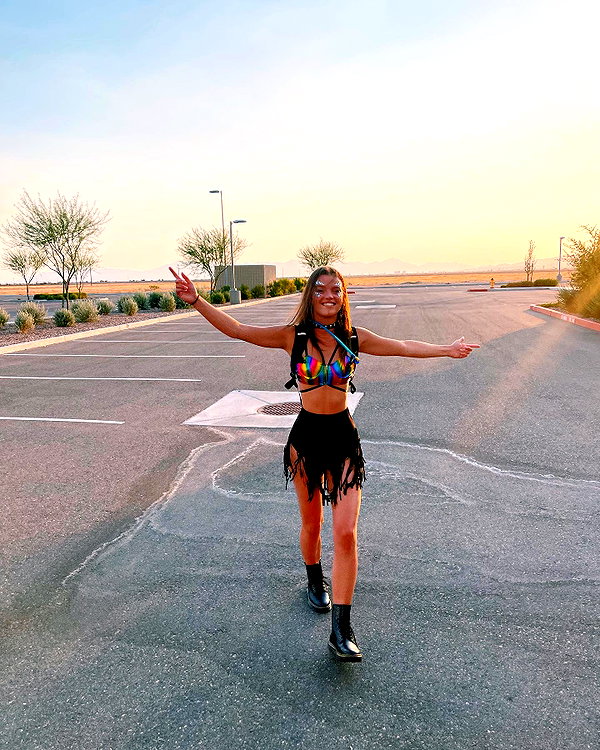 lillywestonn instagram image archive image
