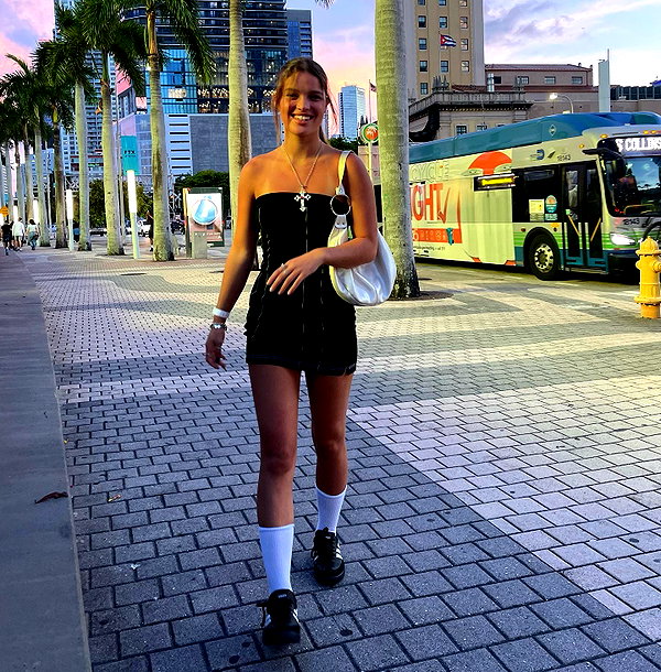 lillywestonn instagram image archive image