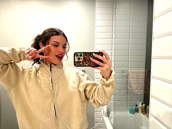 lillywestonn instagram image archive image