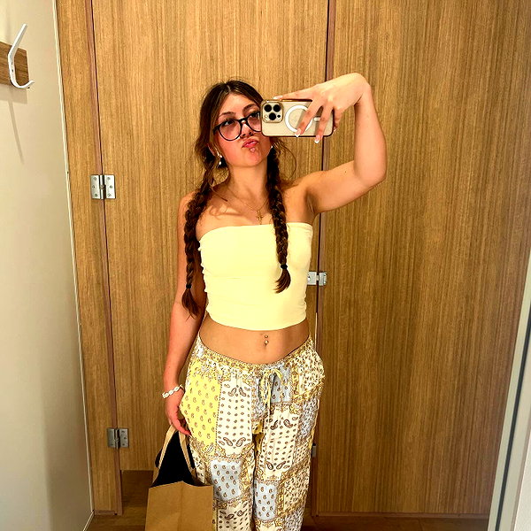 lily.spaul08 instagram image archive image